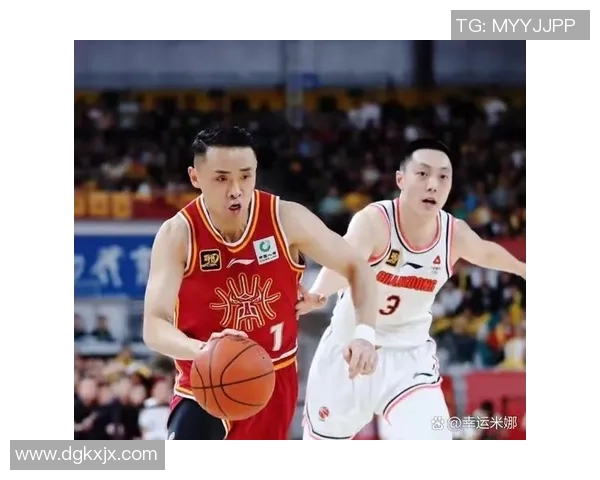 CBA新疆与广东三场激战回顾球队表现与关键时刻分析